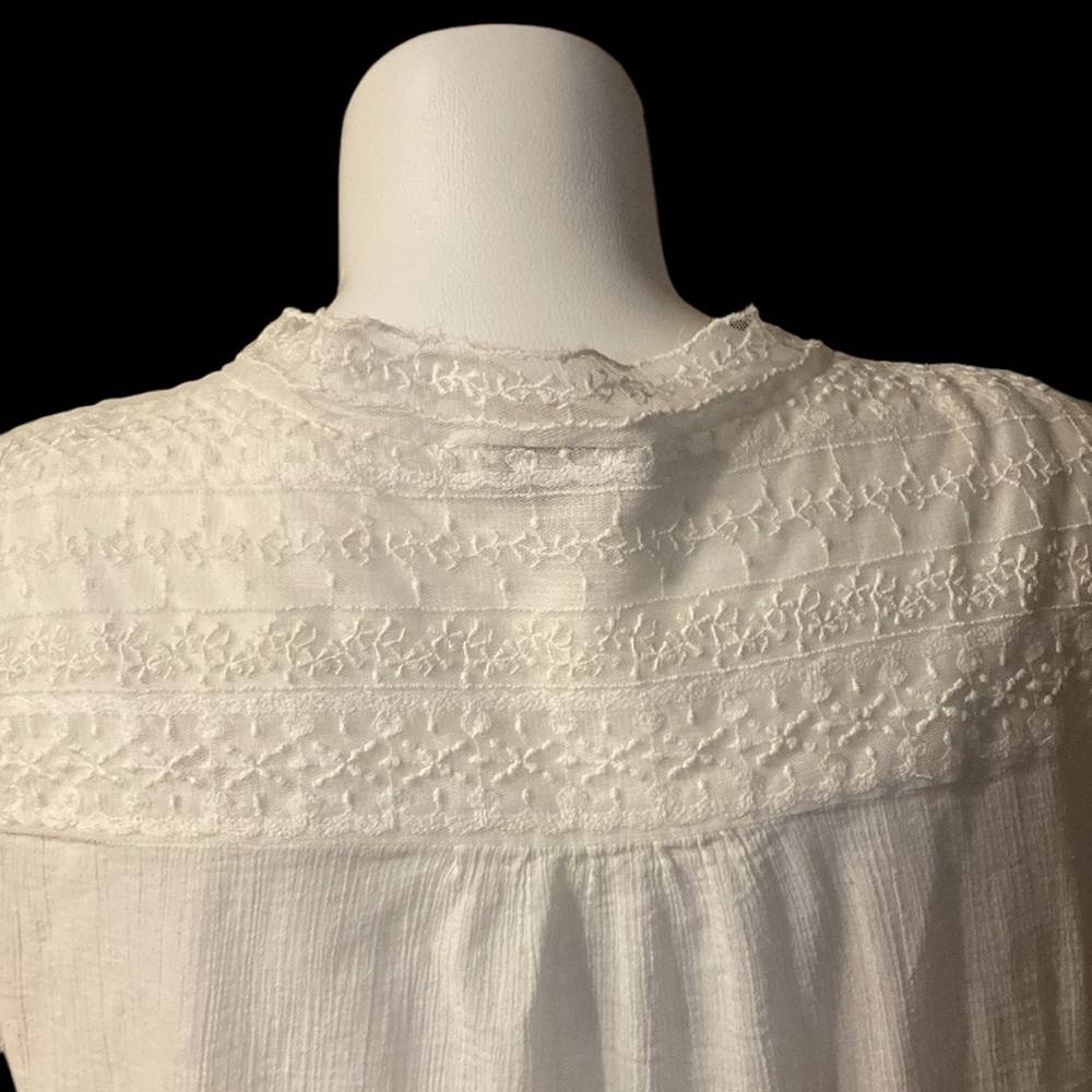 Lucky Brand Lightweight Gauze and Lace Romantic Top, Size 1X - Picture 5 of 9